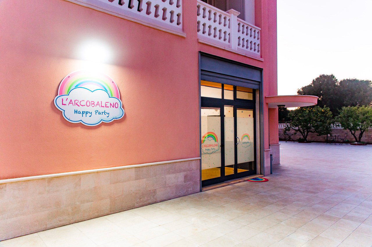 larcobaleno-happy-parte-pezze-di-greco-esterno