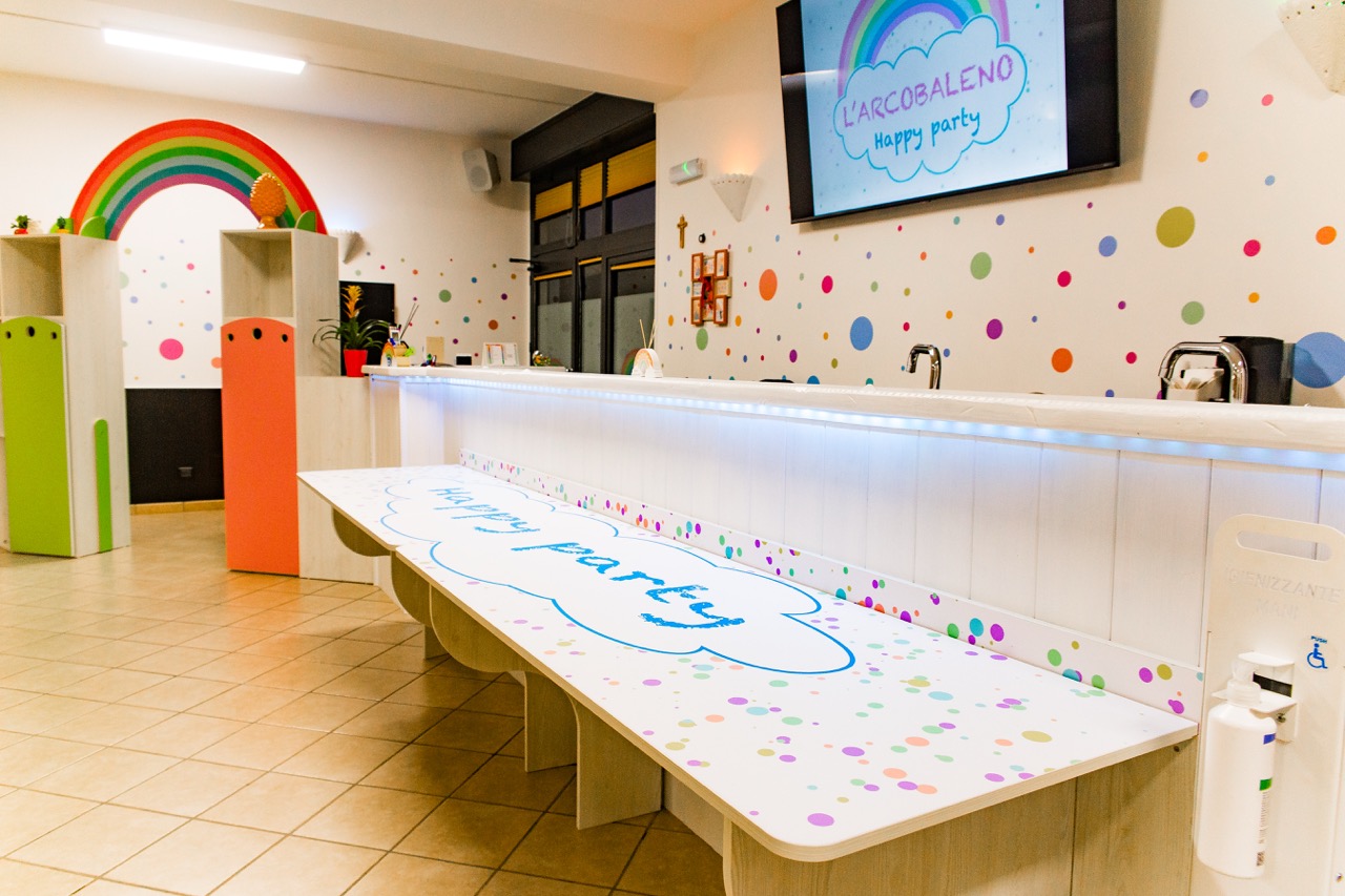 larcobaleno-happy-party-pezze-di-greco13